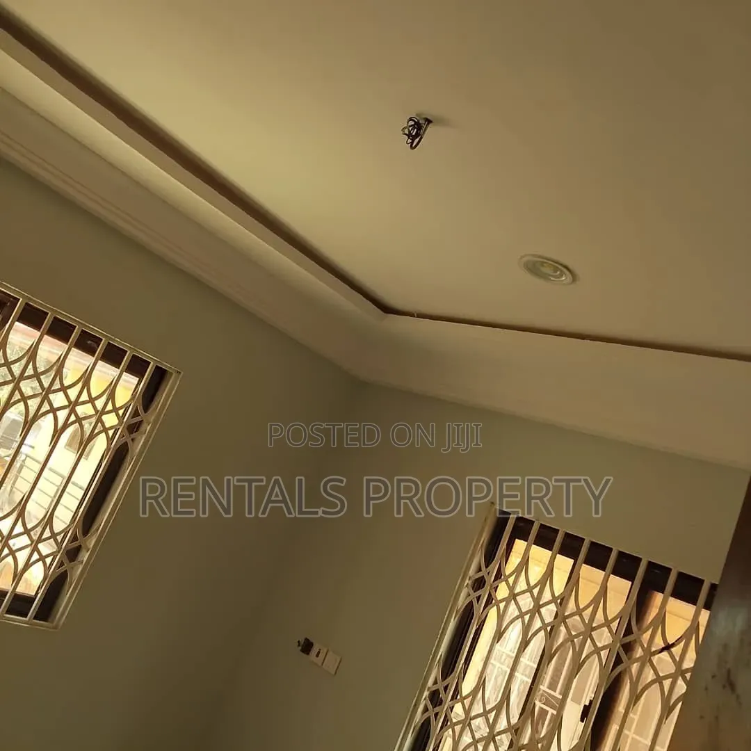 2bdrm Block of Flats in Frafraha for rent