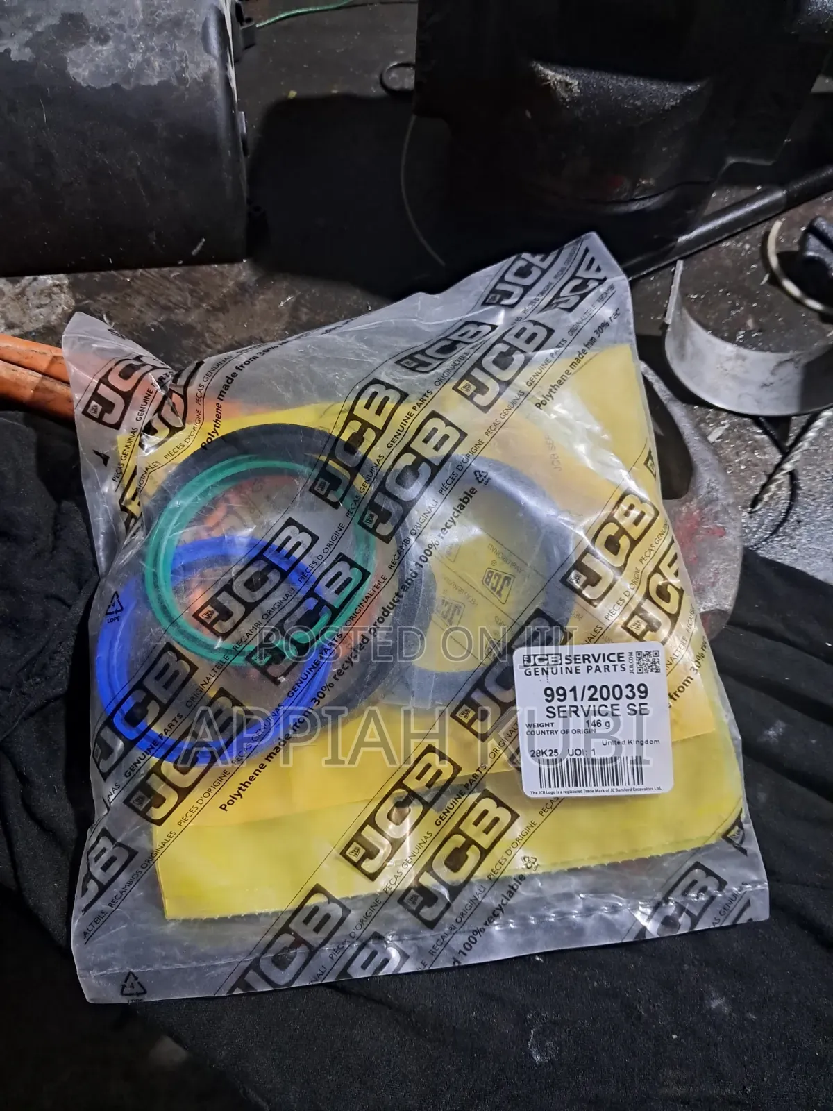 All Kinds of JCB Jacks Seals and Parts Available