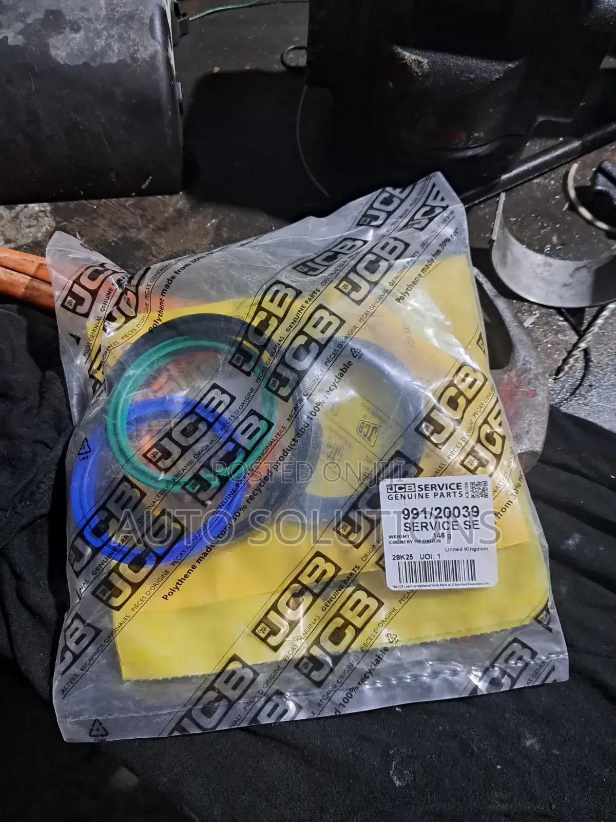 All Kinds of JCB Jacks Seals and Parts Available