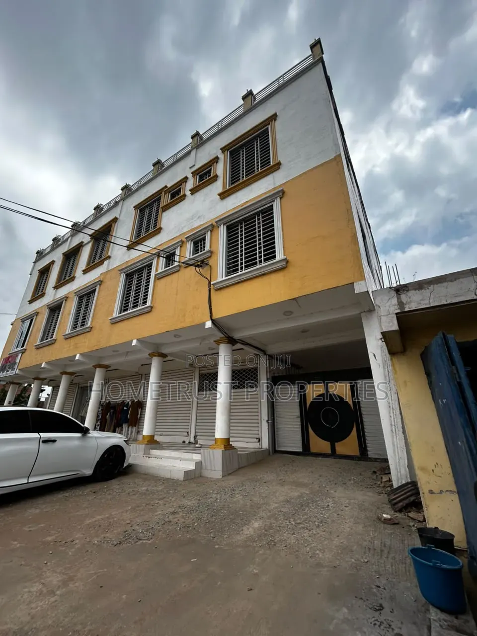 32 Bedroom Hotel for Sale at Odorkor