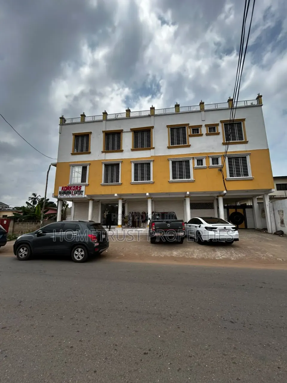32 Bedroom Hotel for Sale at Odorkor
