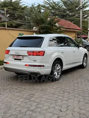 Audi Q7 3.0T Premium AWD quattro 2018 White