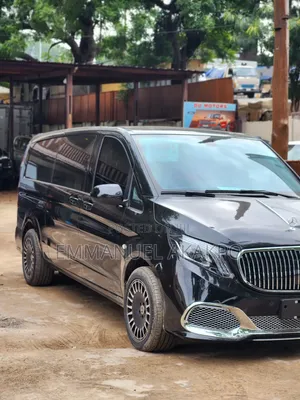 New Mercedes-Benz V-Class 2022 Black
