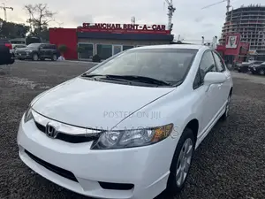 Honda Civic 2010 White