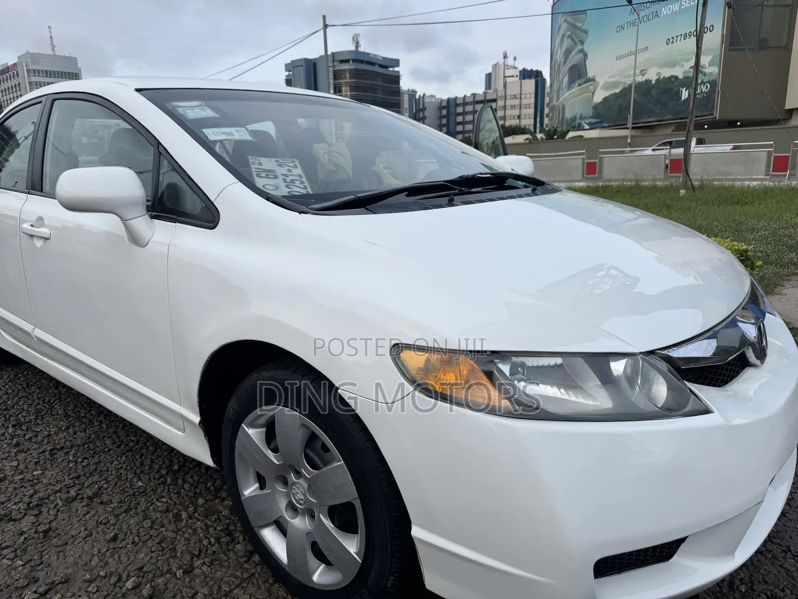 Honda Civic 2010 White