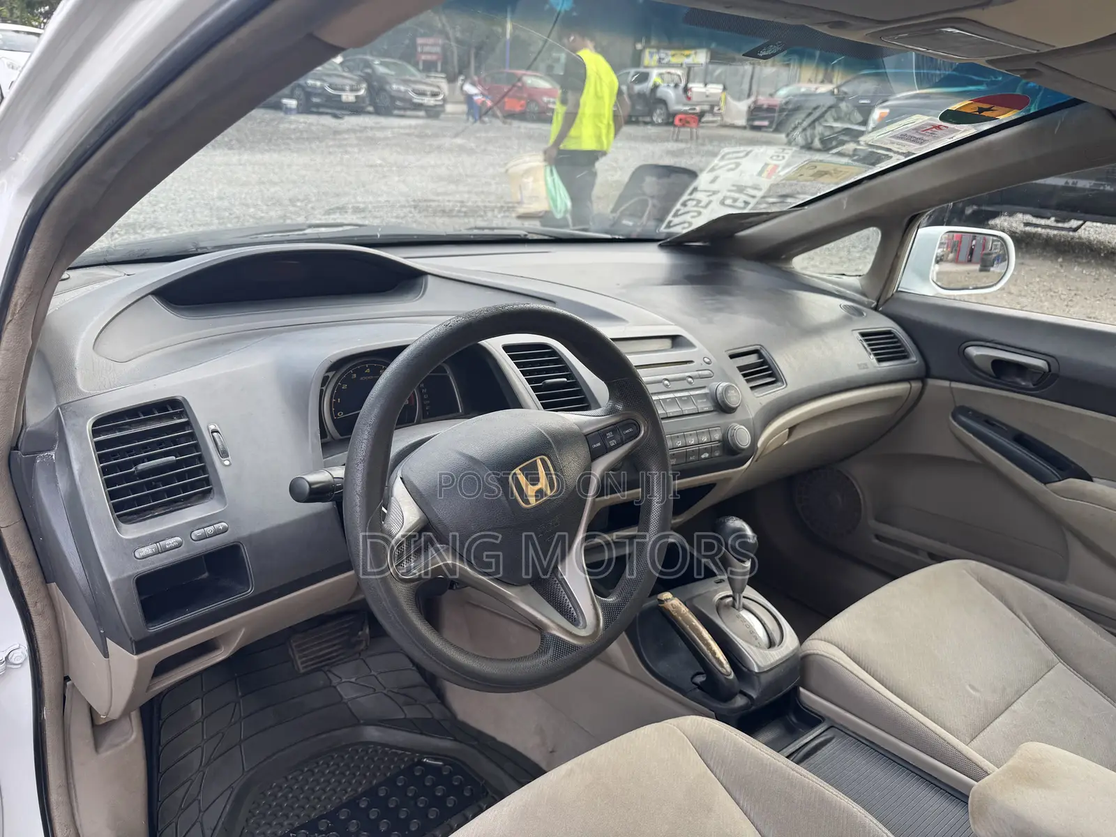 Honda Civic 2010 White