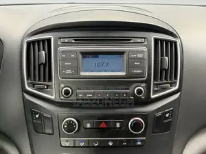 Hyundai Starex 2016 Black