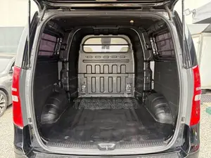Hyundai Starex 2016 Black