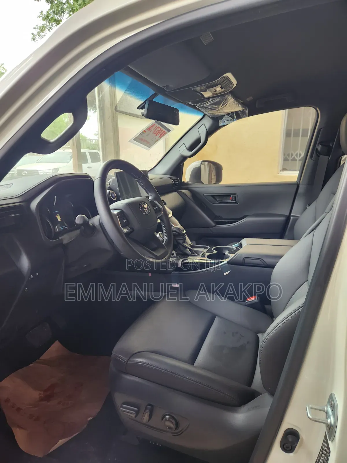 New Toyota Land Cruiser LC300 2023 White