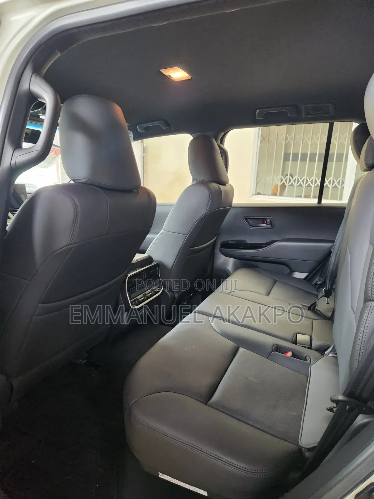 New Toyota Land Cruiser LC300 2023 White