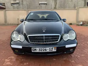 Mercedes-Benz C200 2005 Black