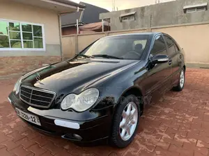 Mercedes-Benz C200 2005 Black