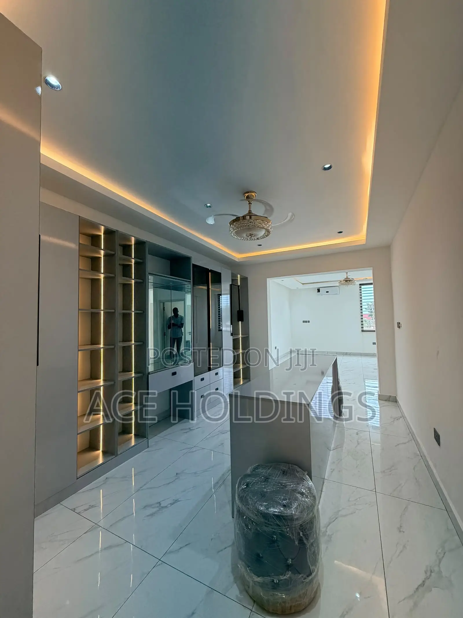 4bdrm Mansion in Ogbojo, East Legon for sale