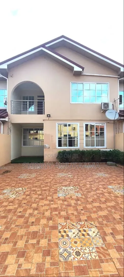 3bdrm House in Lakeside Community 7 for rent