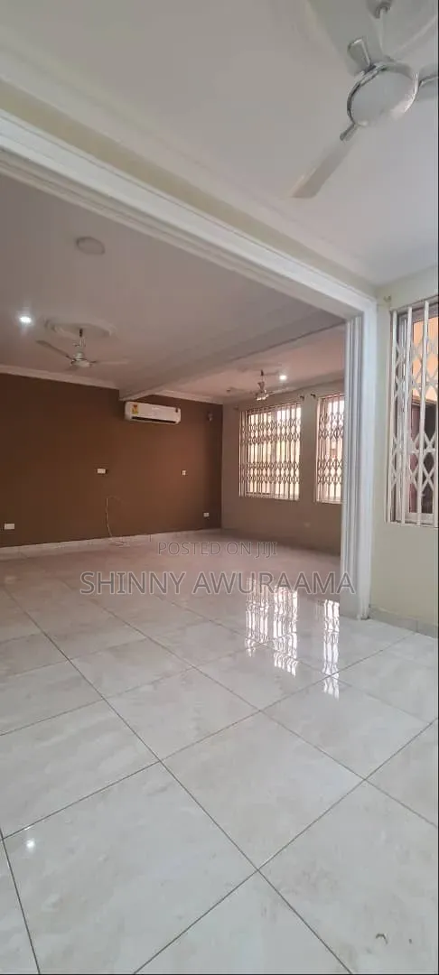 3bdrm House in Lakeside Community 7 for rent
