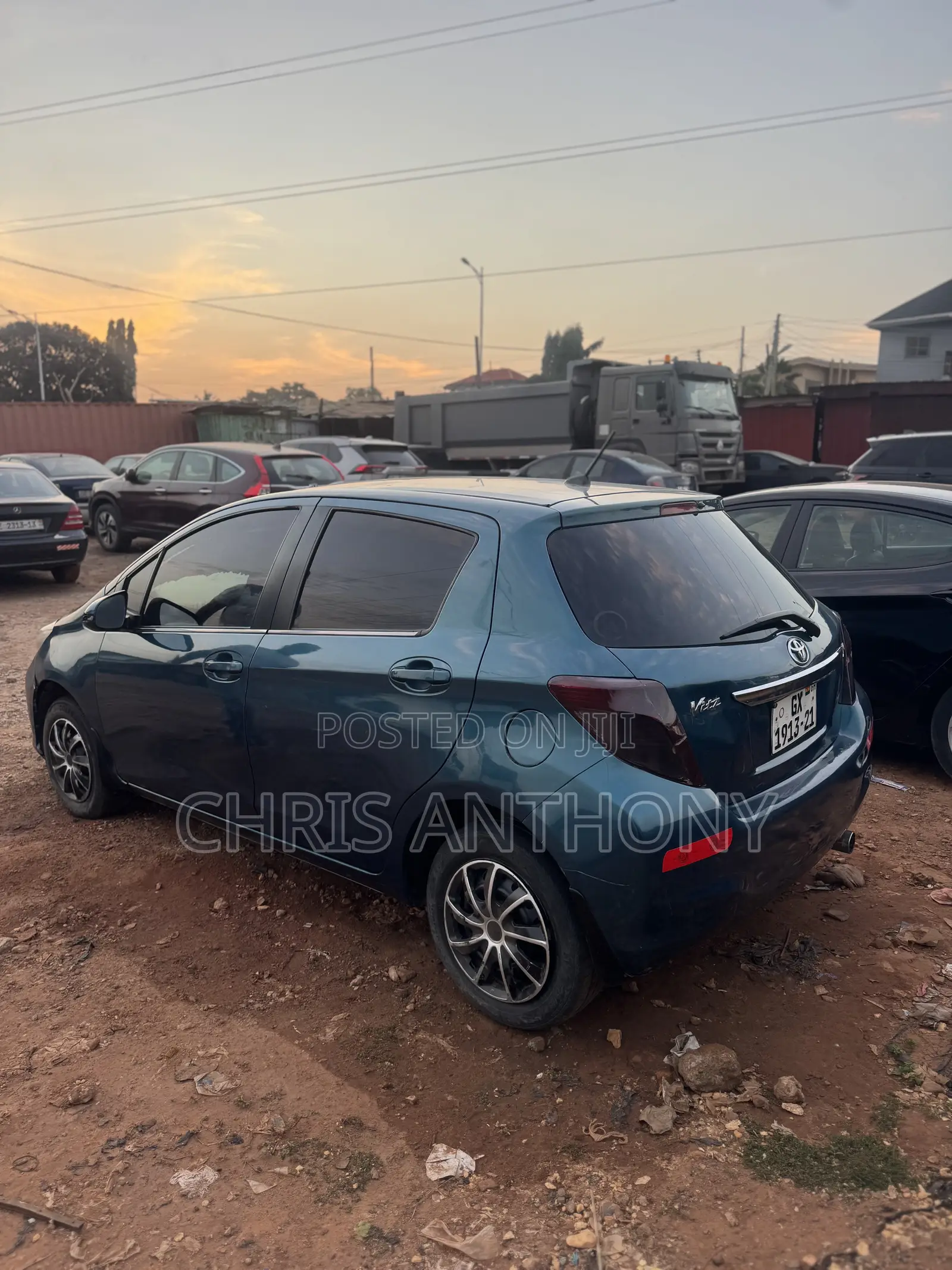 Toyota Vitz 2012 Teal