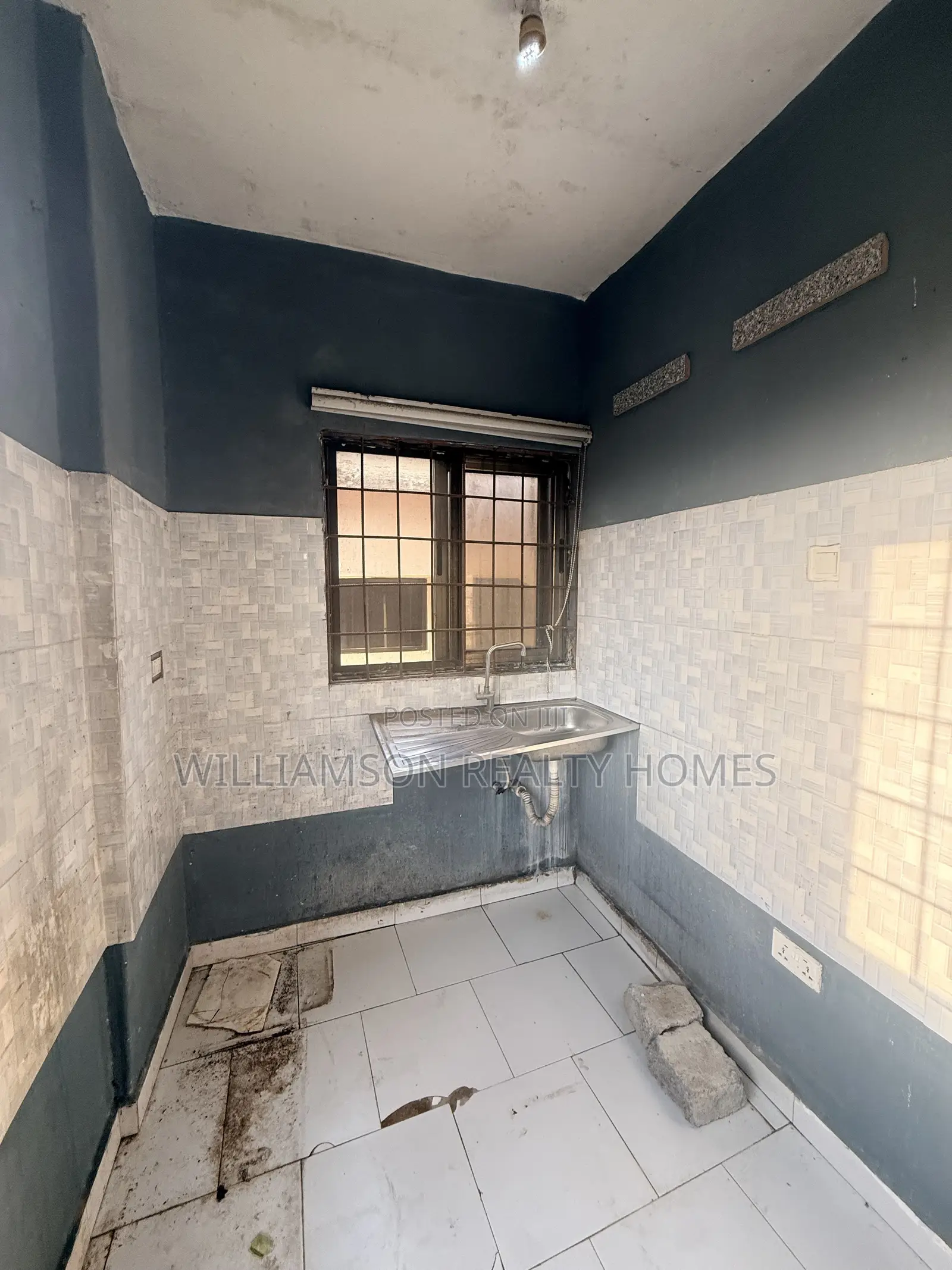 1bdrm Apartment in Community 18 Area, Spintex for rent