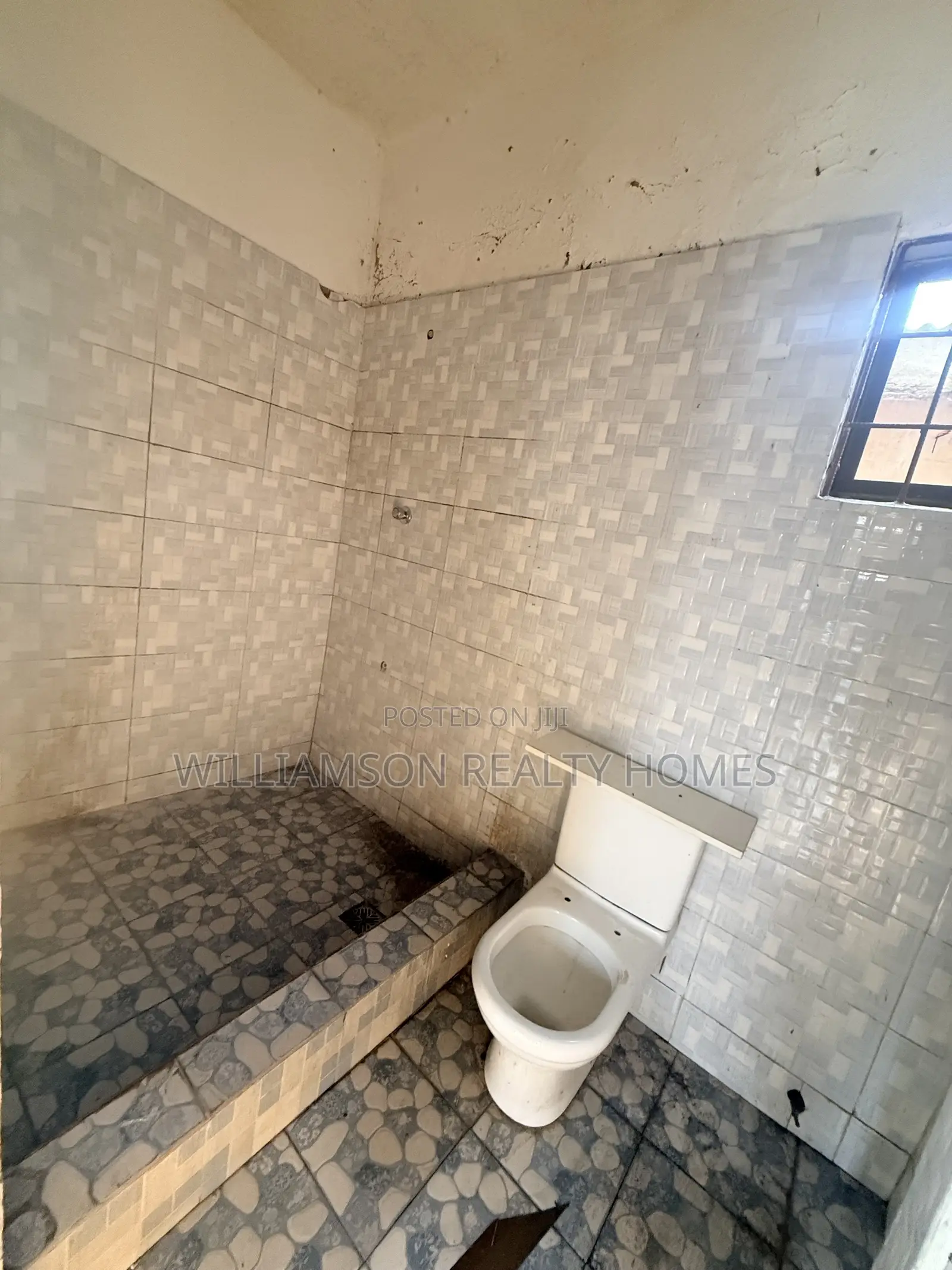 1bdrm Apartment in Community 18 Area, Spintex for rent