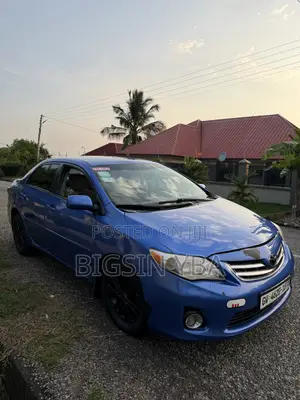 Toyota Corolla Base 4dr Sedan (1.8L 4cyl 5M) 2011 Blue