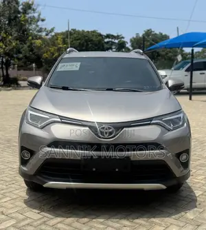 Toyota RAV4 Limited 4dr SUV AWD (2.5L 4cyl 6A) 2018 Silver
