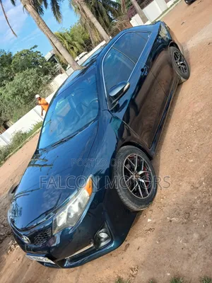 Toyota Camry 2014 Green