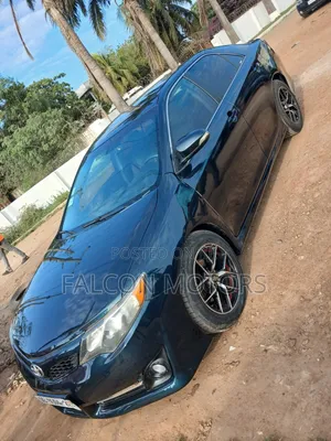 Toyota Camry 2014 Green