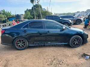 Toyota Camry 2014 Green