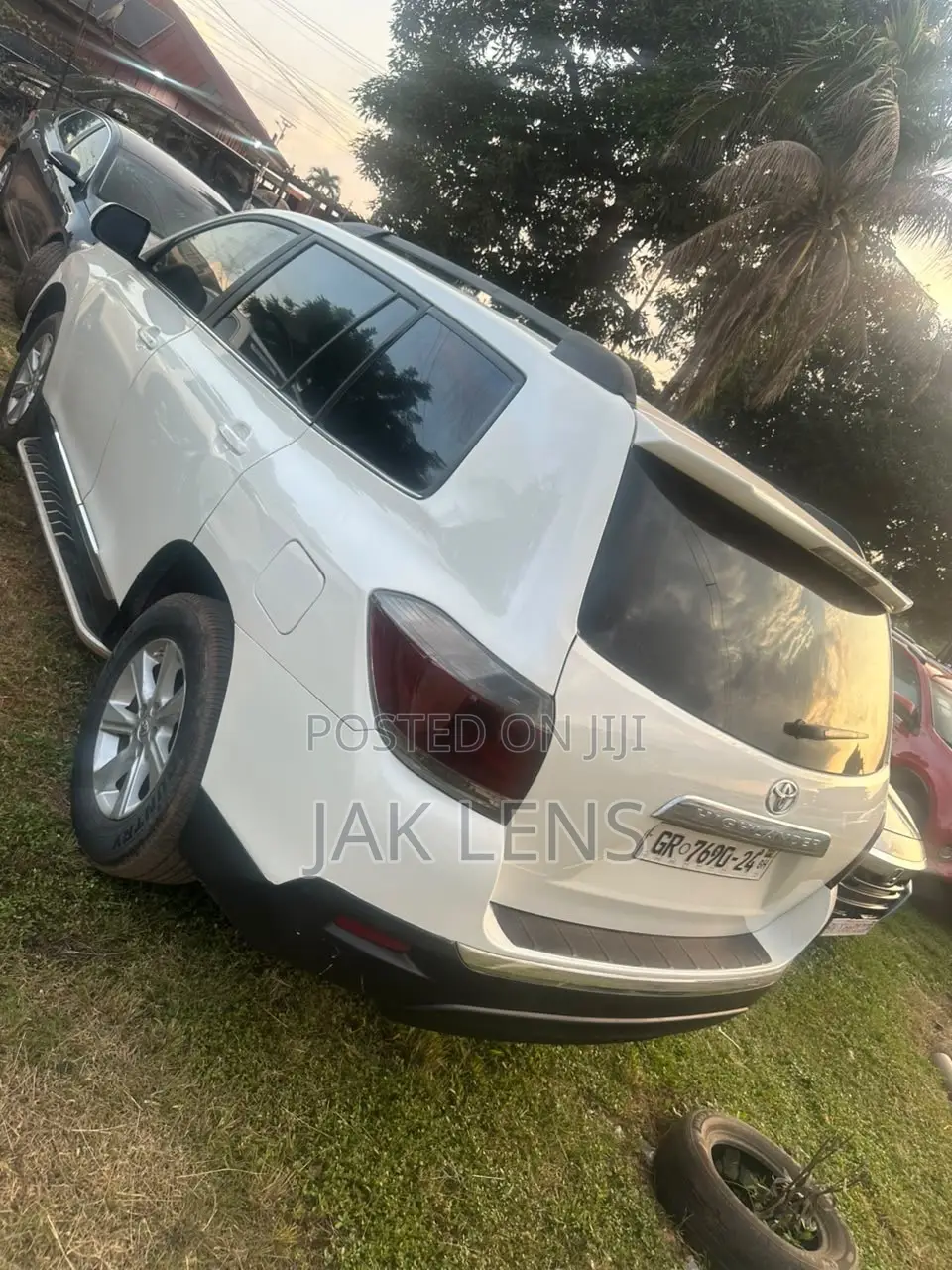 Toyota Highlander LE 4dr SUV (2.7L 4cyl 6A) 2014 White