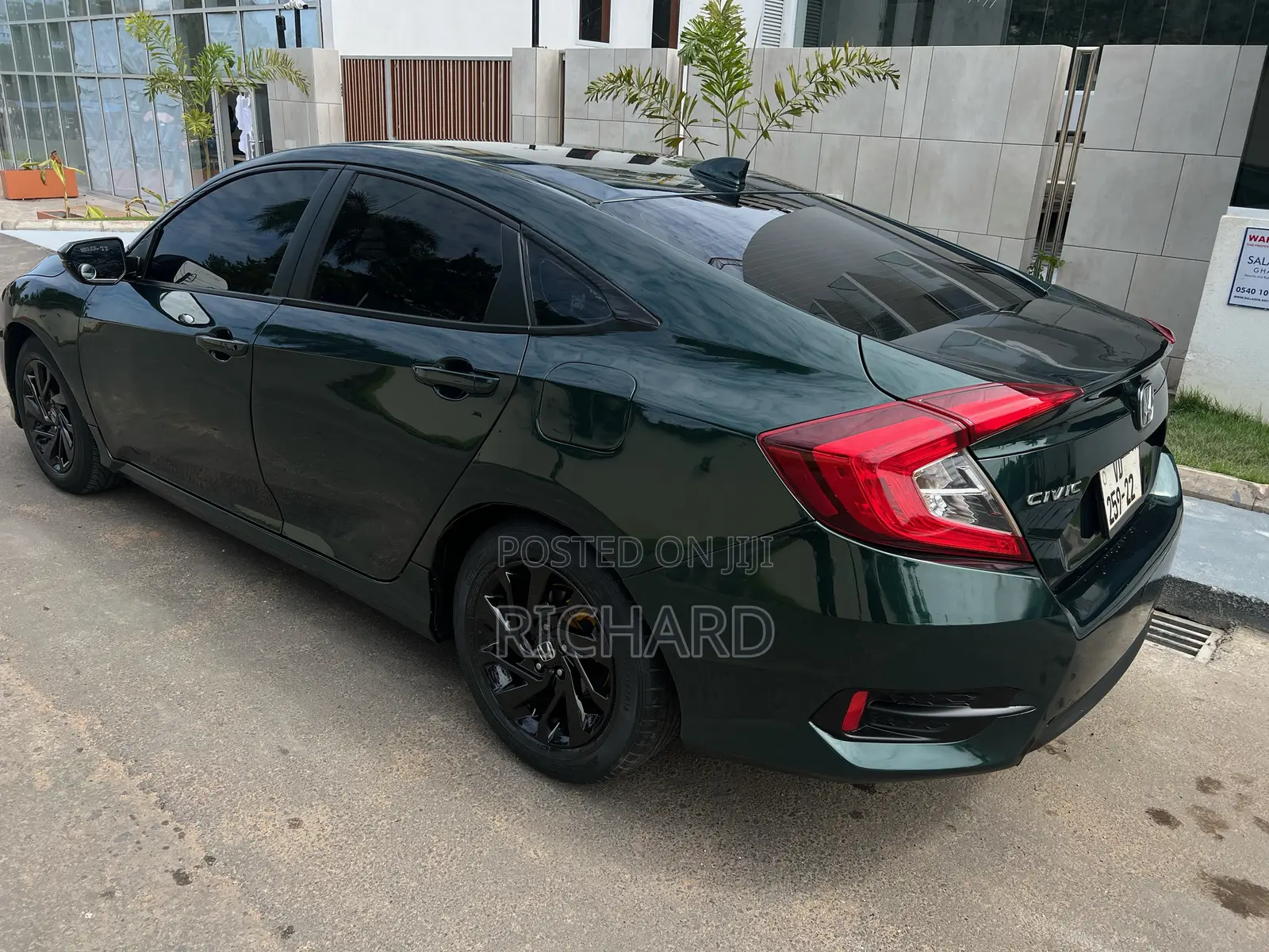 Honda Civic EX 4dr Sedan (2.0L 4cyl) 2017 Green
