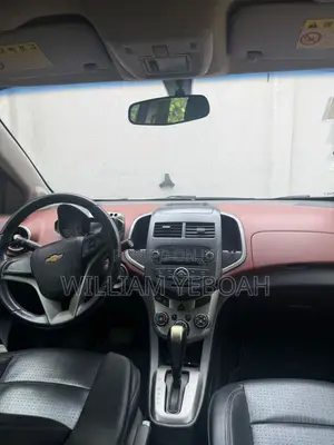 Chevrolet Aveo 1.6 Automatic 2012
