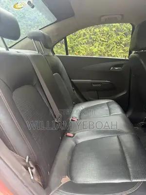 Chevrolet Aveo 1.6 Automatic 2012