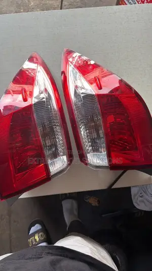 Tail Light Lamp 14-16 COROLLA