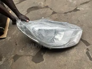Hyundai I10 2012 Headlight