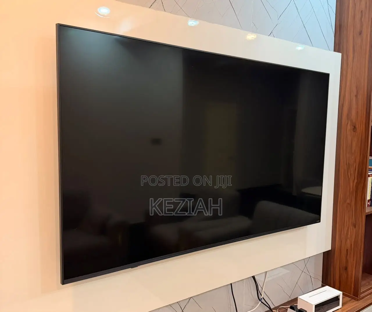 LG QNED82A — 65-Inch (164 Cm)