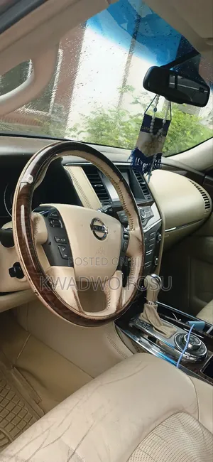 Nissan Patrol 2015 Silver