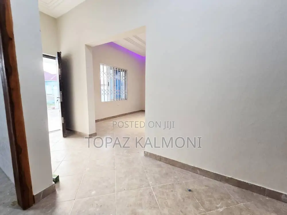 2bdrm House in Nsawam Adoagyiri Municipal for sale
