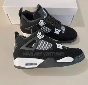 Air Jordan 4 Retro- White Thunder