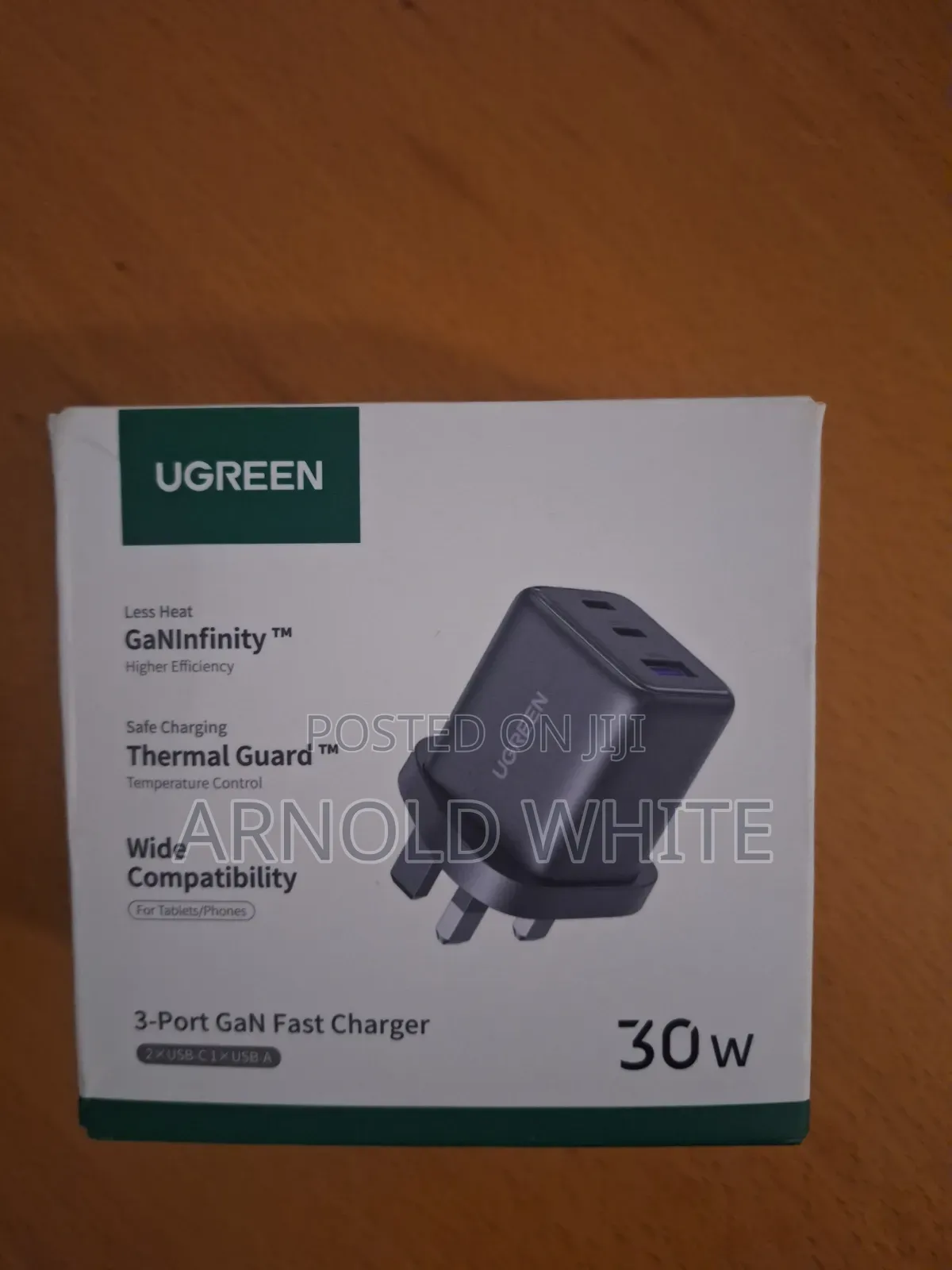 UGREEN 30W GaN Charger 3 Ports