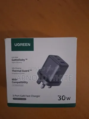 UGREEN 30W GaN Charger 3 Ports