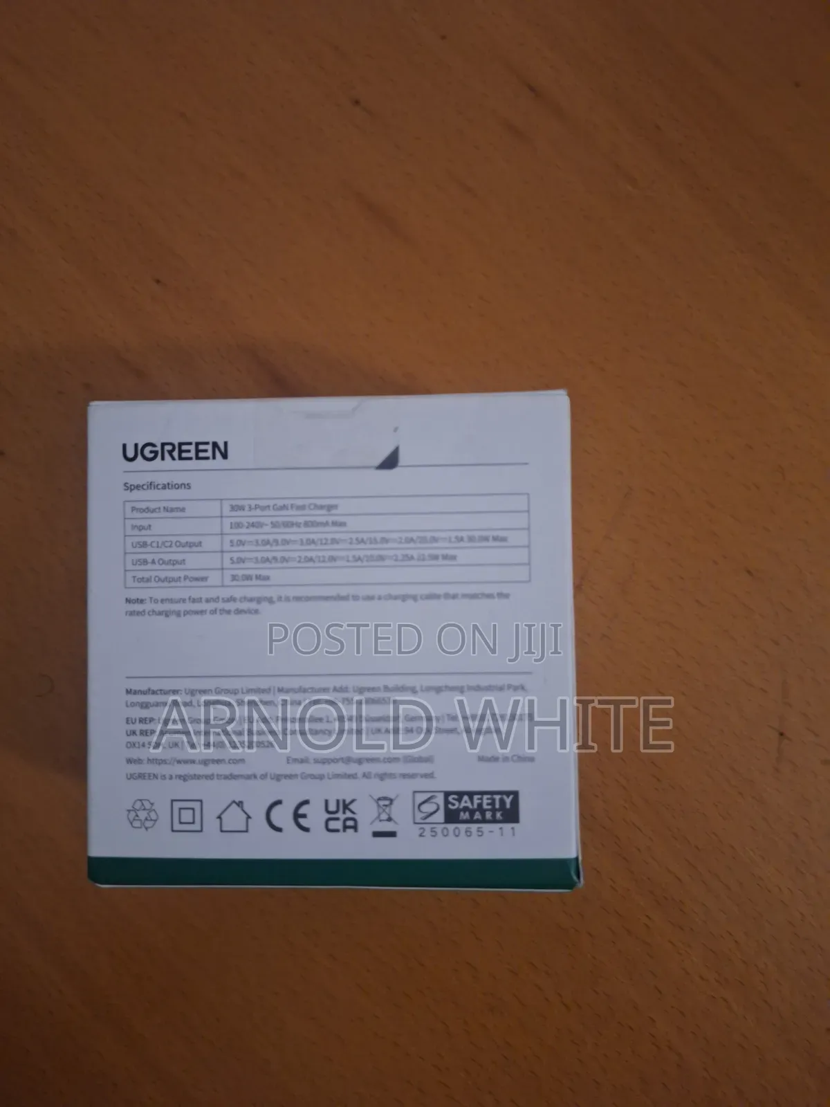 UGREEN 30W GaN Charger 3 Ports
