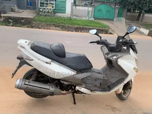 Kymco 2015 White