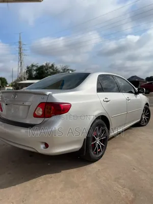 Toyota Corolla 2010 Silver