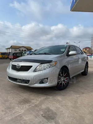 Toyota Corolla 2010 Silver