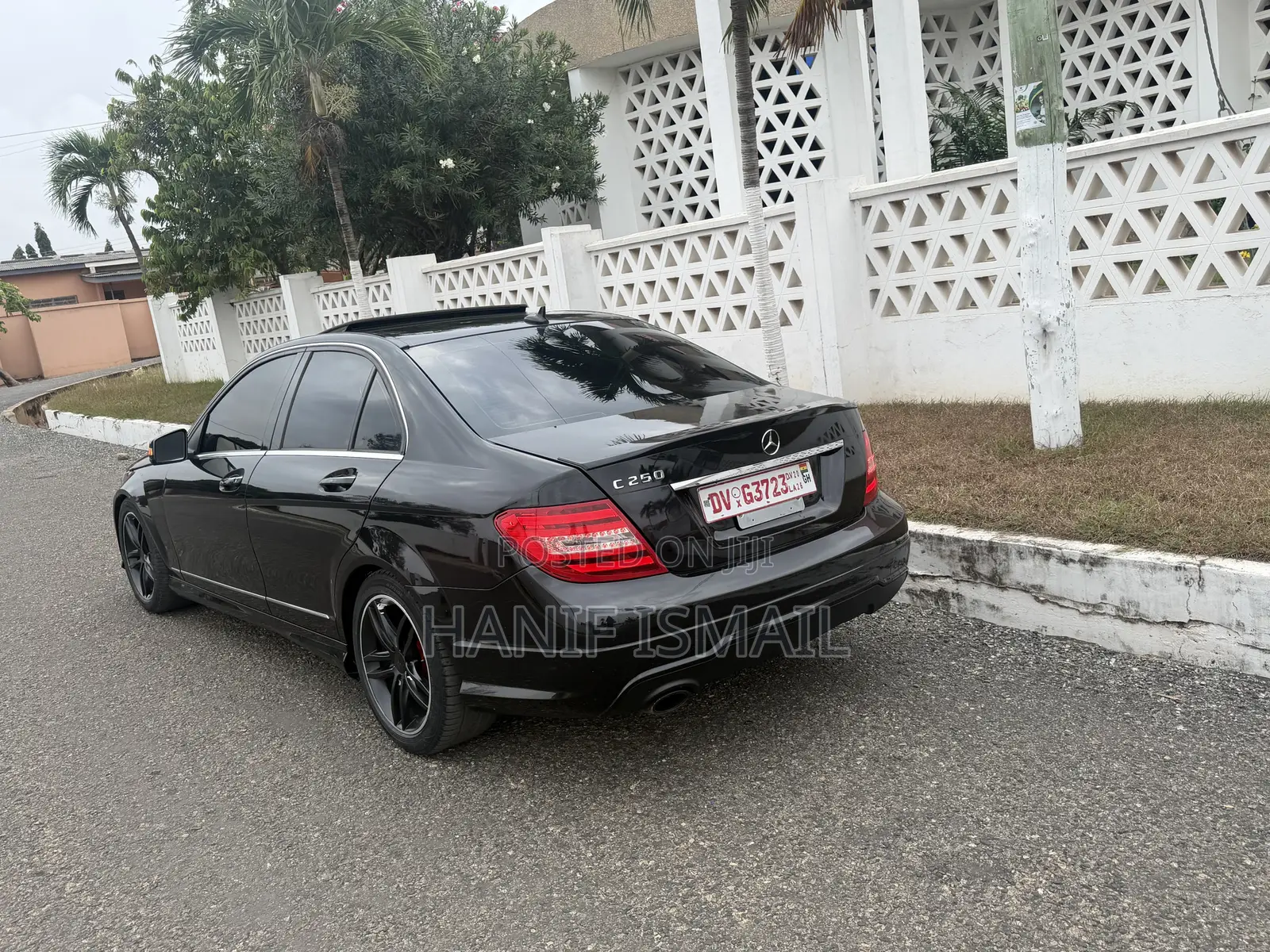 Mercedes-Benz C250 2013 Black