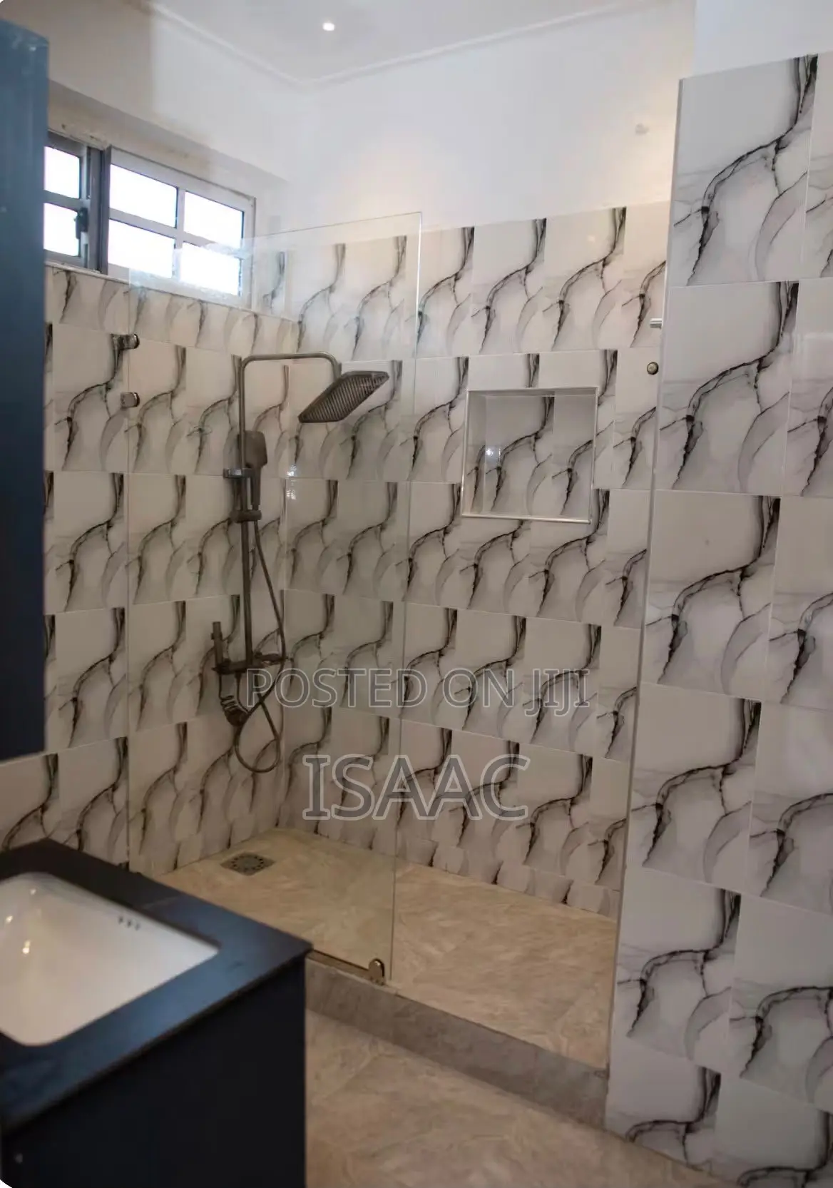 Furnished 3bdrm Apartment in Buokrom Estate, Kwabre for rent