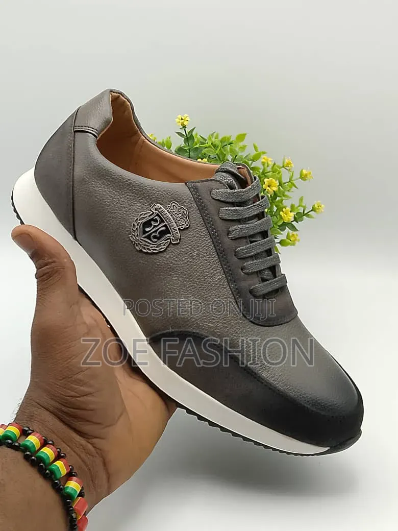 Men Easy Wear Sneakers