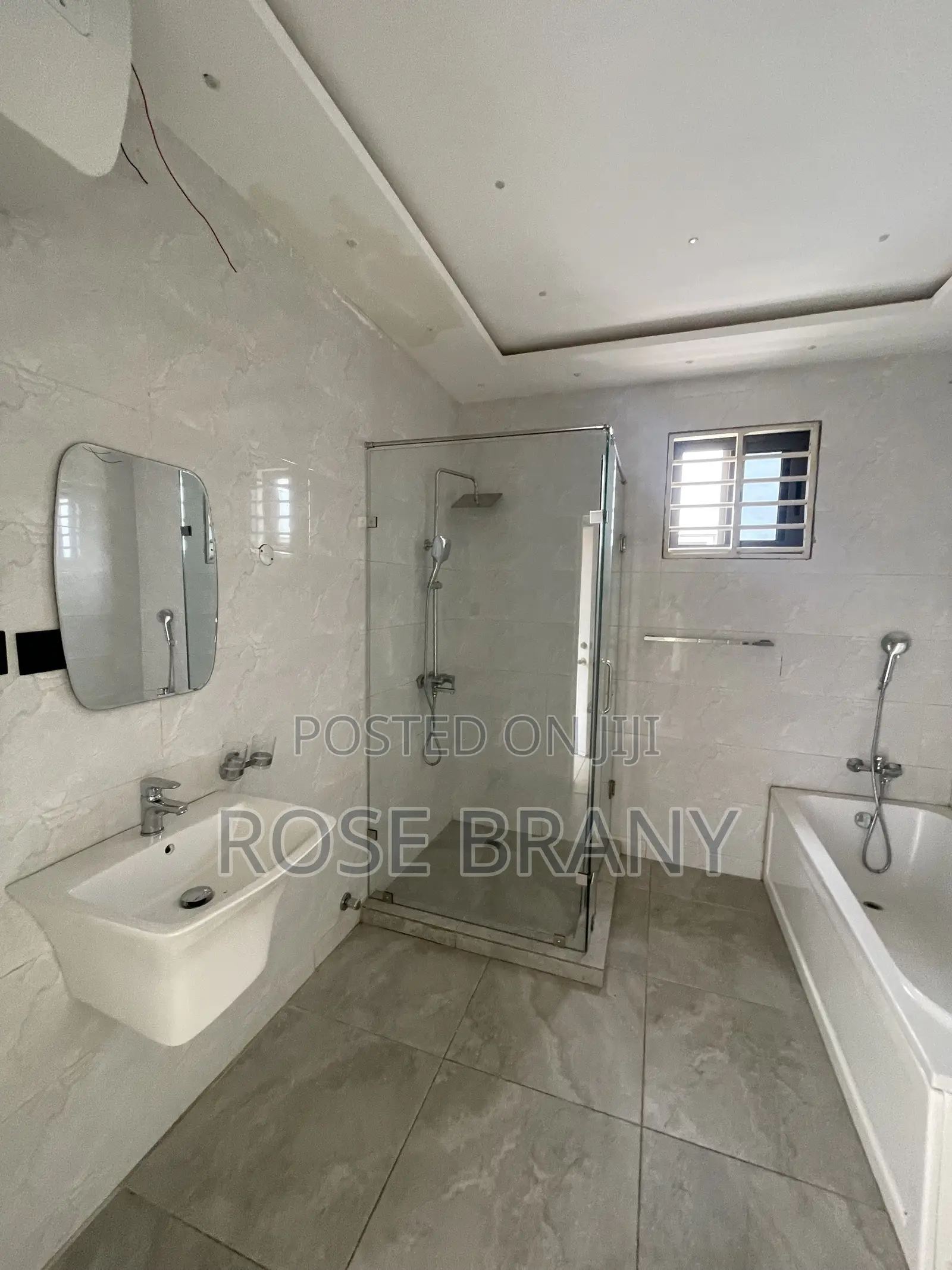 4bdrm House in Accra Metropolitan for rent