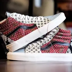 Vault High-Top Skate