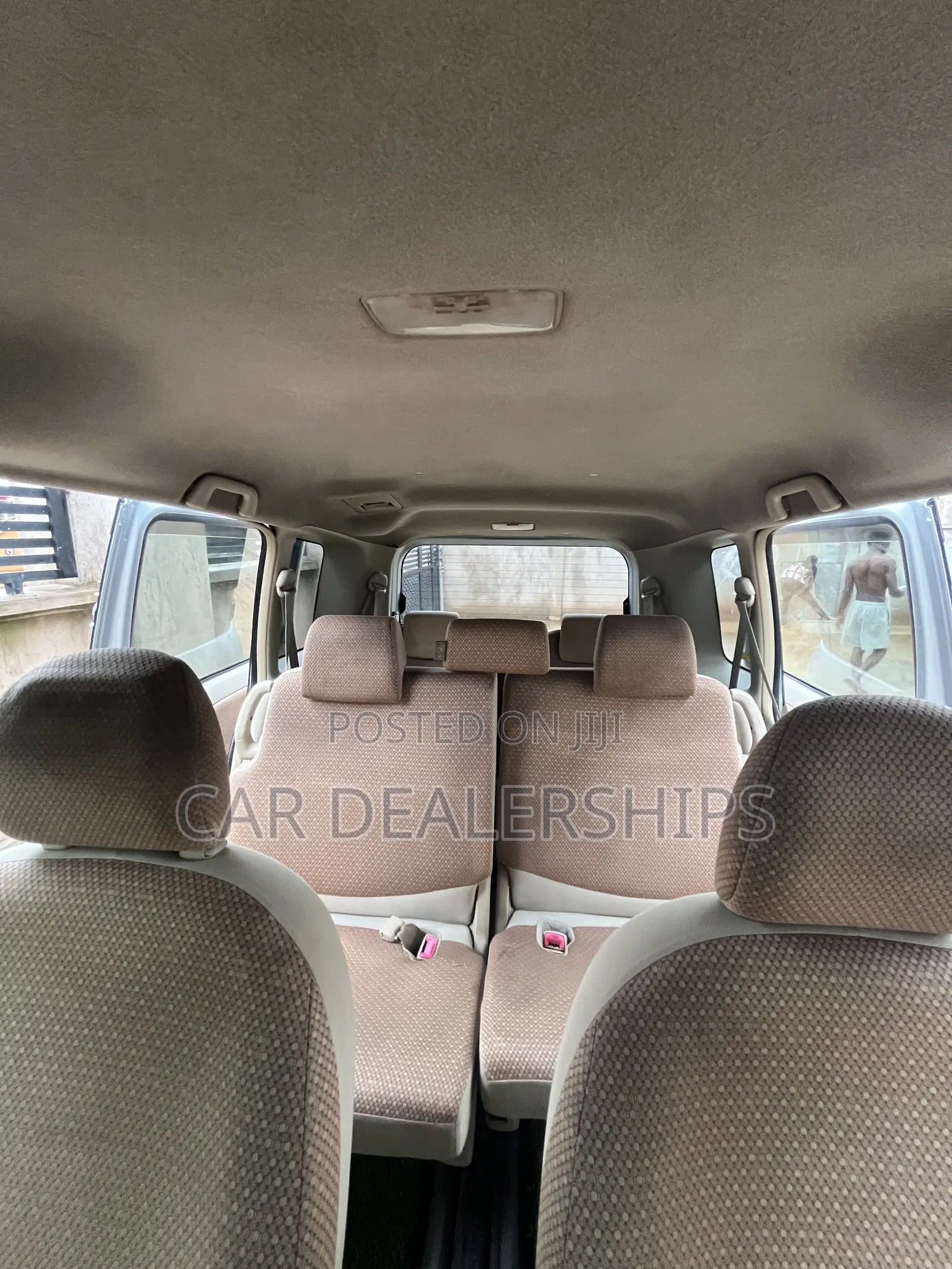 Toyota Sienta 2013 Silver