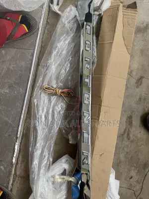 Toyota Fortuner 2012–2015 LED Boot Trunk / Spoiler